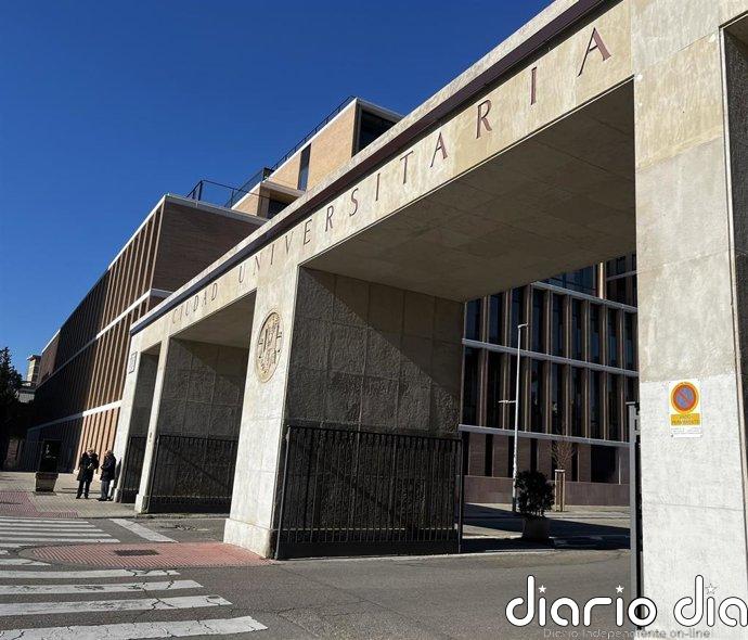 El Rijksmuseum de Ámsterdam atribuye a Rembrandt 'La visión de Zacarías en el templo'