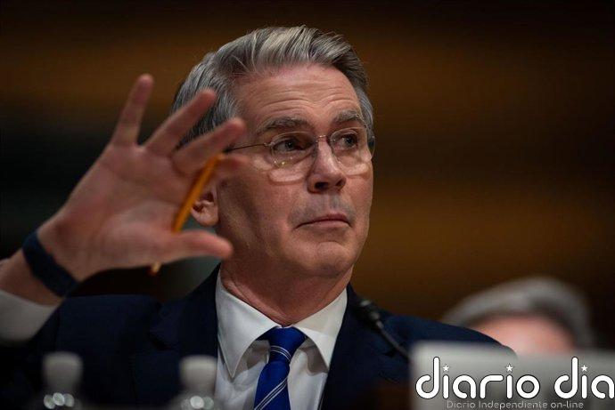 El secretario del Tesoro de EEUU ve "justificada" la "frustración" de Trump con España