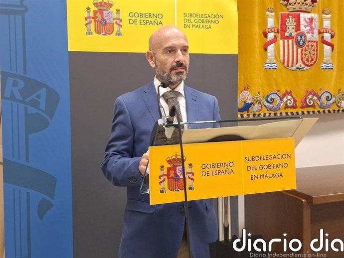 El subdelegado en Málaga defiende que Adif trabaja con el mayor número de medios: "Por encima de todo está la seguridad"