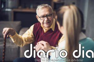 El 'Teléfono de la Esperanza' impulsa una campaña para poner el foco en el impacto emocional del cuidado prolongado