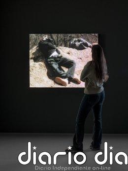 El Thyssen explora el impacto de la guerra de Ucrania en la vida cotidiana en 'Pedagogías de guerra' Primera exposición individual en España del dúo Roman Khimei y Yarema Malashchuk, figuras clave de la nueva generación de artistas visuales de Ucrania.