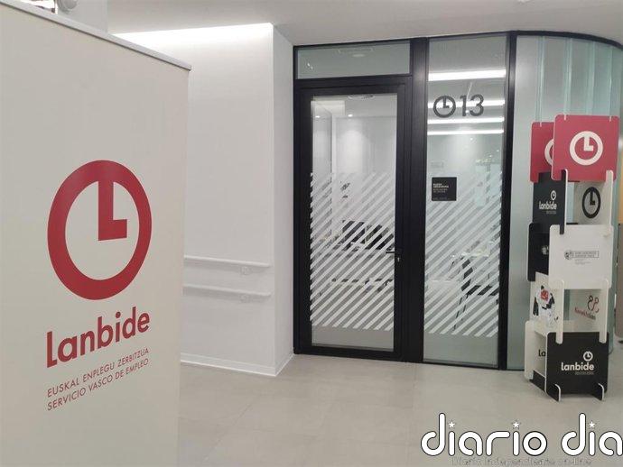 ELA, LAB, CCOO y UGT en Lanbide denuncian "falta de negociación real" para la nueva Relación de Puestos de Trabajo