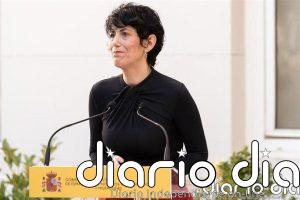 Elma Saiz apela a una oposición que "esté a la altura" de lo que necesita "el contexto geopolítico tan complicado"