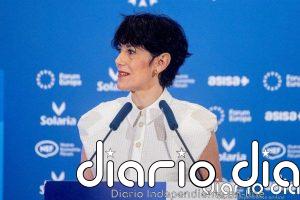 Elma Saiz reta a Feijóo a llamar a Albares para respaldar el "no a la guerra" y a defender derechos también en España