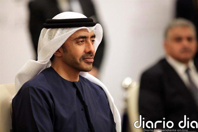 Emiratos se reserva el derecho de "legítima defensa" denunciando "más de mil" ataques por parte de Irán