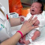 Enero registra 27.476 nacimientos, un 2,4% más, pero sigue sin superar los 30.0000 en un mes desde 2021