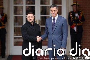 España ofrece mil millones para Ucrania y un acuerdo para producir conjuntamente drones y radares