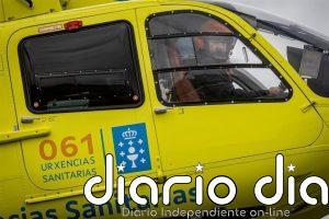 Evacúan en helicóptero a un trabajador que cayó desde 5 metros de altura mientras cortaba un árbol en A Estrada