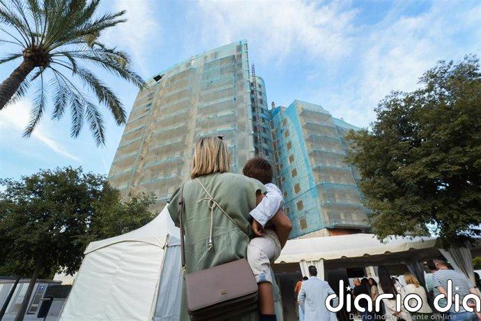 Familiares de víctimas del edificio incendiado en Campanar piden reabrir la causa para hallar "verdad y paz interior"