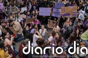 Feministas reivindican que el 'No a la guerra' es una causa histórica del movimiento: "Siempre hemos estado ahí"