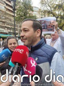 Fernández (Vox) cree que se puede llegar a un acuerdo "muy bueno" con PP para gobernar Extremadura pero no dice cuándo