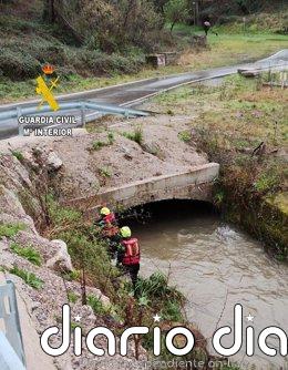 Finaliza sin resultados la búsqueda de la mujer que cayó al río Silvestre en San Martín del Rey Aurelio