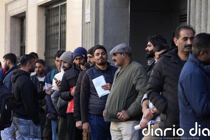 FSC-CCOO exige a Correos "información inmediata" sobre el papel de la empresa en la regularización de migrantes