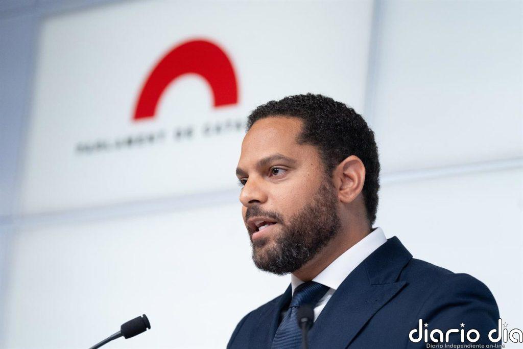 Garriga (Vox) afirma que incorporar a sus portavoces sectoriales en las negociaciones con el PP abre una "nueva fase"