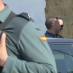 Gritos de asesinos contra los detenidos por el caso de Francisca Cadenas en el traslado a un registro