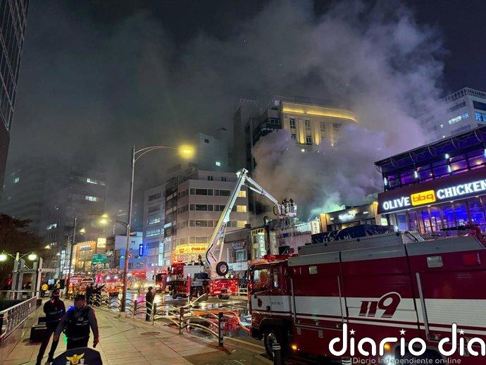 Heridas 50 personas, entre ellas 35 de gravedad, en un incendio en una fábrica en Corea del Sur