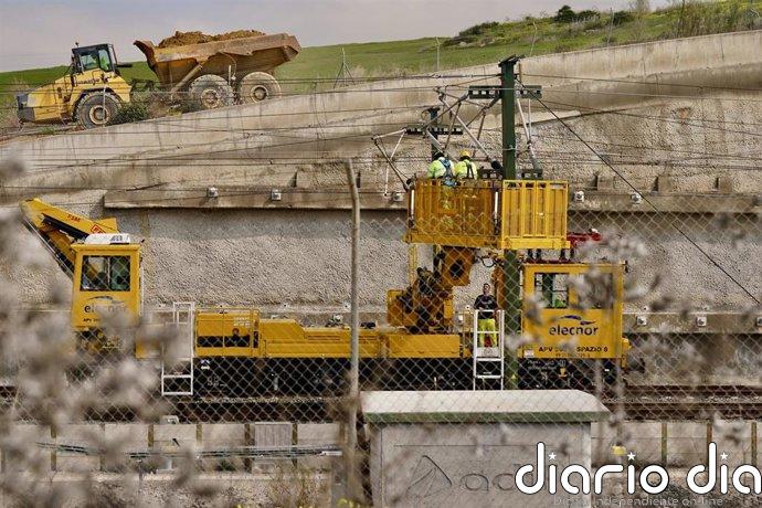 Hoteleros de la Costa del Sol alertan de impacto económico y en empleo que provocará retraso en recuperación de AVE