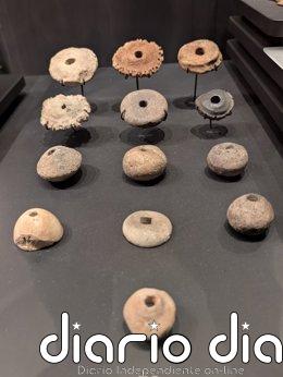 Investigadores analizan un telar vertical de 3.500 años hallado en el yacimiento de Cabezo Redondo de Villena