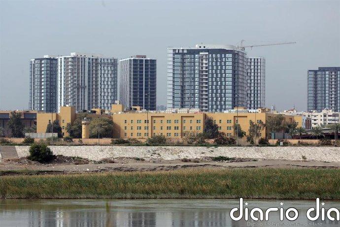 Irak rechaza ataques a misiones diplomáticas tras los bombardeos en Bagdad contra la Embajada de EEUU y un hotel