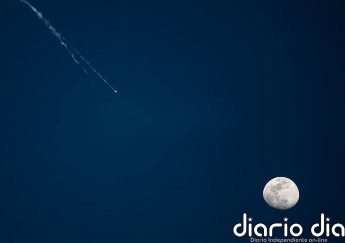 Irán anuncia la suspensión de sus bombardeos a sus vecinos regionales pero se reserva el derecho a contraatacar