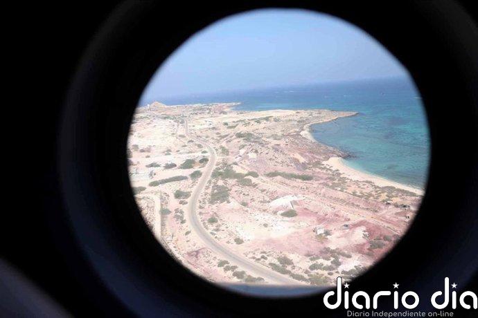 Irán asegura que el paso por Ormuz permanecerá abierto "a todo tipo de navegación", excepto para sus "enemigos"