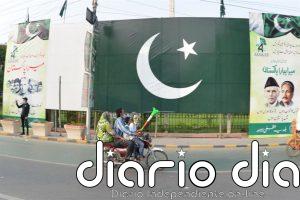 Irán autoriza el paso por Ormuz a 20 buques de Pakistán