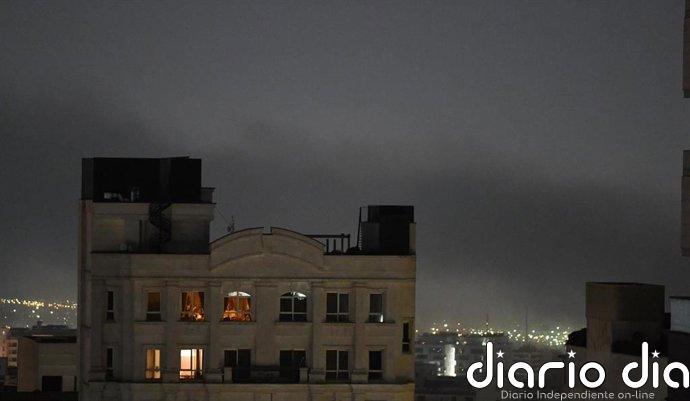 Irán denuncia ataques contra el sistema eléctrico que han causado un apagón en parte de Teherán y Alborz
