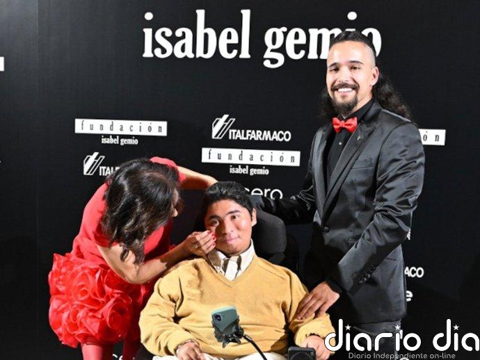 Isabel Gemio presume del lado más solidario de sus amigos gracias a su Fundación