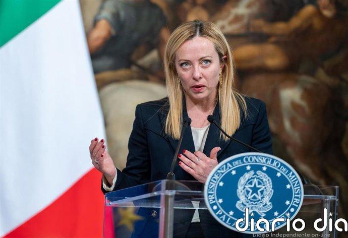 Italia aprueba una rebaja temporal de los impuestos al combustible para abordar la escalada de precios