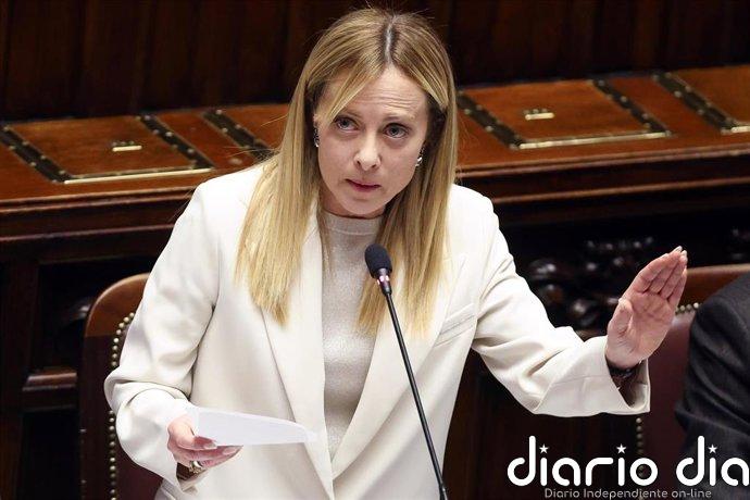 Italia reduce 25 céntimos el precio por litro de los carburantes y anuncia un mecanismo "antiespeculación"