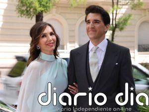 Javier García-Obregón y Eugenia Gil convierten a Paloma Lago en abuela con el nacimiento de su primer hijo