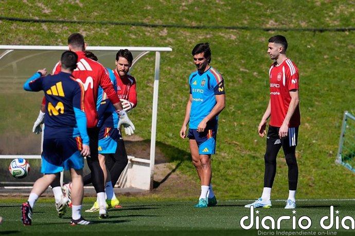 Joan Garcia: "Para nada es un mano a mano con Unai Simón"