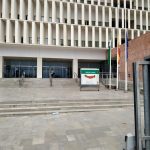 Juzgan a un hombre por insultar y denunciar falsamente a los dueños de un bar en Málaga por ser extranjeros