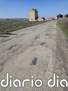 La alcaldesa de Castejón de Monegros (Huesca) alerta del grave riesgo que supone circular por la HU-831 y la A-230