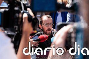 La Audiencia de Madrid juzga a Echenique por un tuit en el que hablaba de "deportar sacerdotes" por pederastia