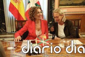 La candidata del Gobierno para presidir la AIReF promete independencia: "Nunca he militado en ningún partido"