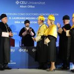 La CEU UAO inviste Honoris causa a la exministra Ana Pastor y al cirujano torácico Laureano Molins