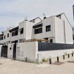 La compraventa de viviendas en Madrid y desciende un 19,6% tras empeorar su evolución interanual en enero