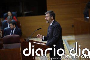 La Comunidad defiende que TSJM no ha entrado "al fondo" de objetores de conciencia y critica "mentiras" de Mónica García