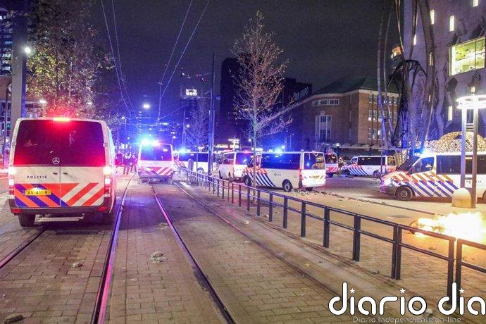 La Fiscalía holandesa apunta al móvil terrorista en el ataque del viernes contra una sinagoga en Róterdam