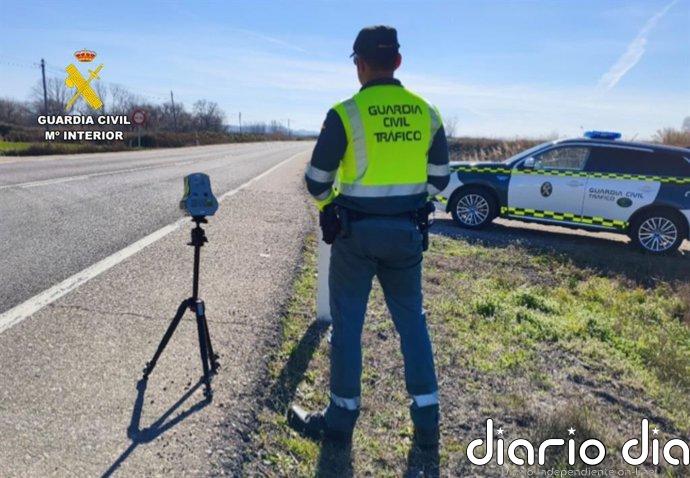 La Guardia Civil investiga a un conductor por circular a 186 km/h en un tramo limitado a 90km/h en Épila (Zaragoza)