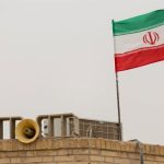 La Guardia Revolucionaria iraní afirma haber atacado con misiles un destructor de EEUU en el Índico