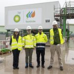 La 'joint venture' de bp e Iberdrola roza el final de obras de la mayor planta de hidrógeno verde de España