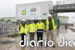 La 'joint venture' de bp e Iberdrola roza el final de obras de la mayor planta de hidrógeno verde de España