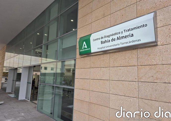 La Junta apunta la incorporación "progresiva" de 187 profesionales al centro de especialidades Bahía de Almería