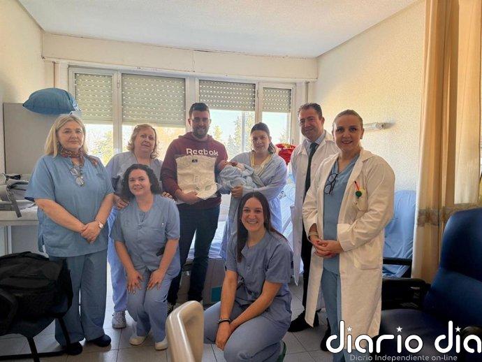 La Junta de Andalucía obsequia a las madres de los nacidos en el Día de Andalucía en hospitales de Jaén