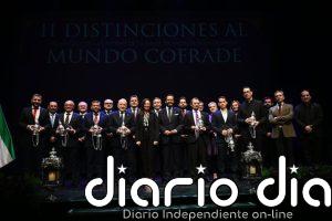 La Junta renueva su compromiso con las cofradías y hermandades con los premios Mundo Cofrade