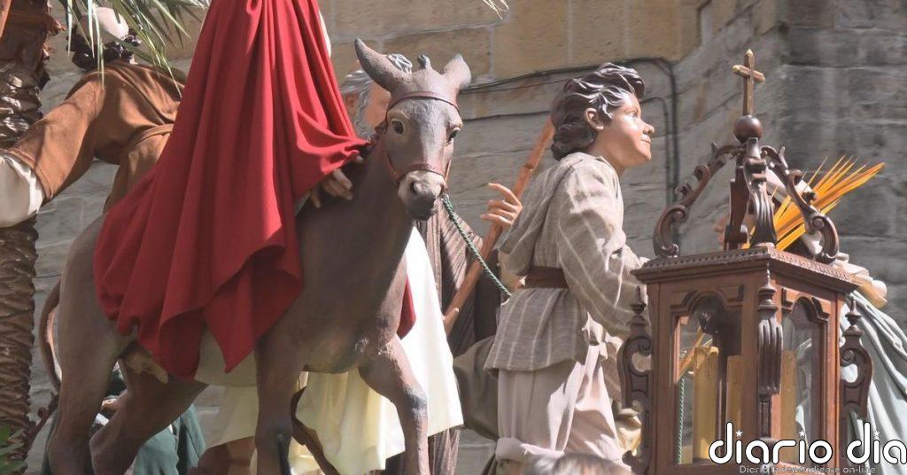 La lluvia respeta la emotiva procesión del Borriquito en Bilbao