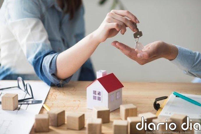 La oferta de alquiler cae un 61% desde 2020 y los precios suben un 40%, según idealista