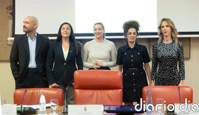 La periodista iraní Masih Alinejad dice que "políticos europeos feministas" están jugando "en las manos" de Irán